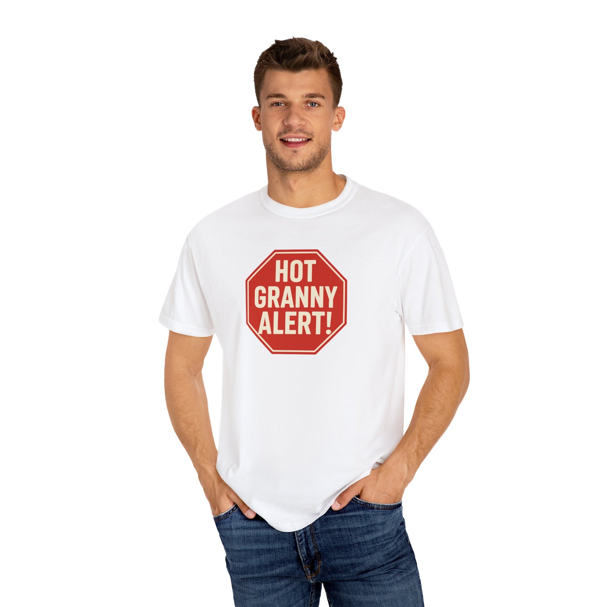 T-Shirt- Hot Granny Alert!